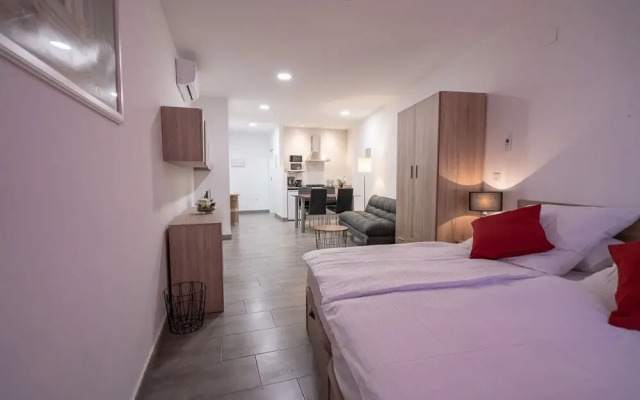 Apartamentos La Laguna