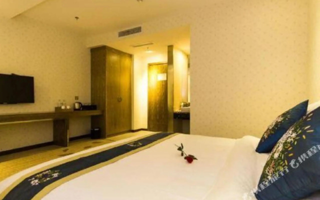 Boyue Lanwan Hotel (Hangzhou Zhijiang Zhuantang Songcheng Art Institute) )