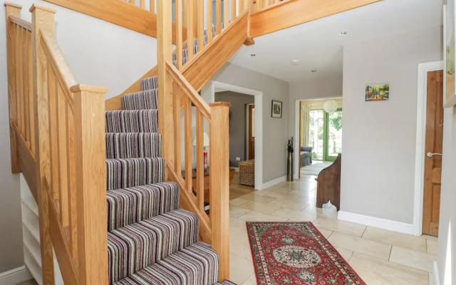 Innisfallen House