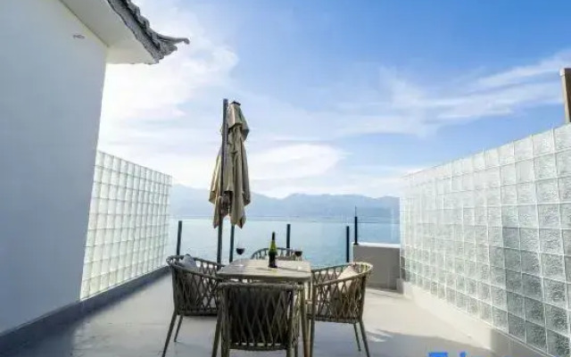 Yiju Sea View Homestay (Dali Erhai Branch)