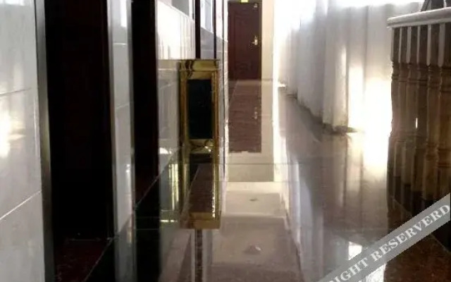Qingshun Hotel