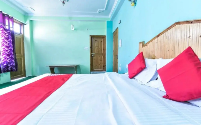 OYO 24873 Hotel Rama Palace