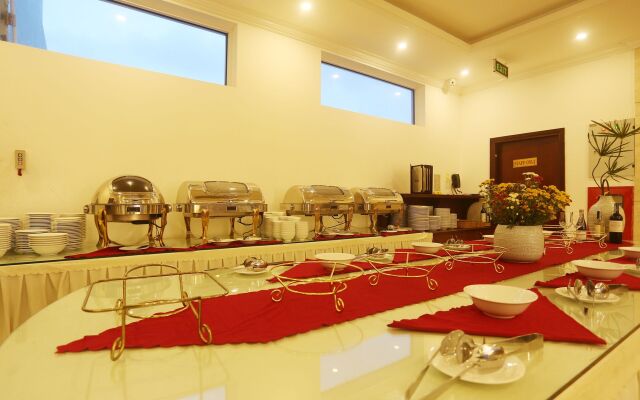Royal Family Hotel Da Nang