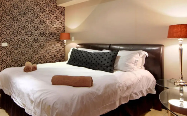 Cape eazi stayz Icon Apartments