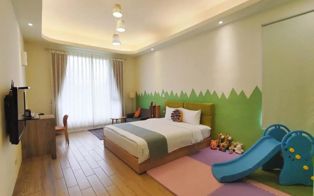 Zai Yan-Yan B&B