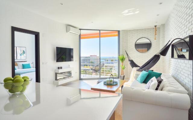 SUITE DEL MAR Luxury apartment with jacuzzi