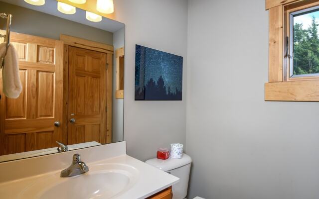 Canopy Escape 3 Bedroom House