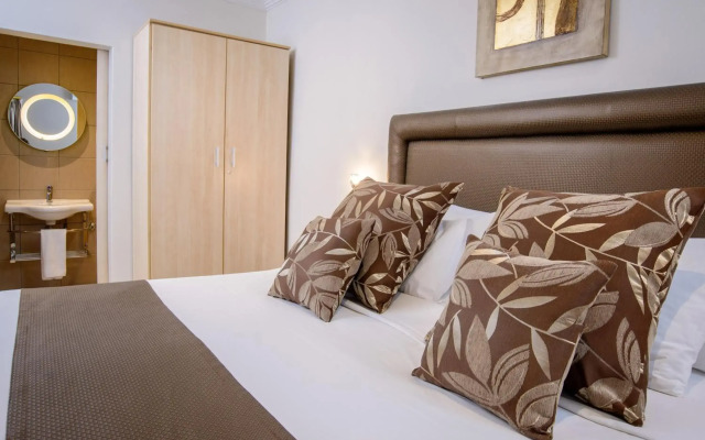 The Cycad Lodge & Chalets