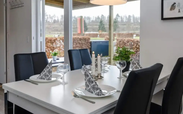 5 Person Holiday Park Home in Bryrup