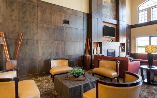 Townhouse Houston North Freeway