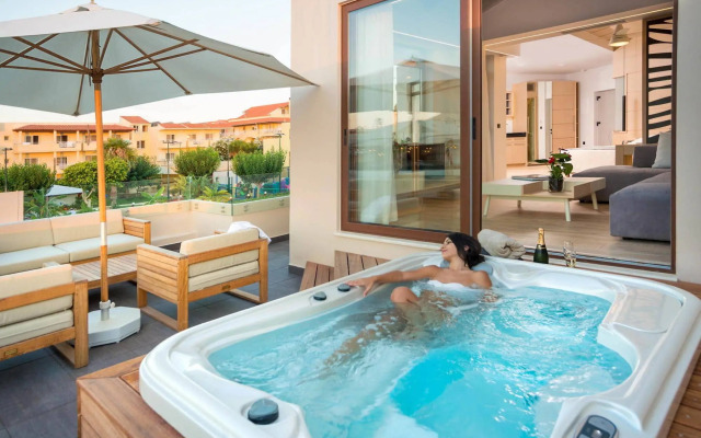 Oscar Suites & Village