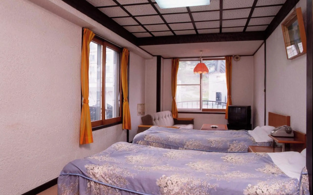 Hotel Sanraku