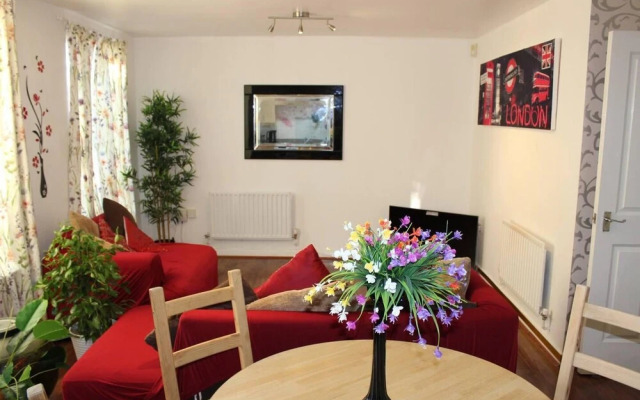 Modern and Cosy Apartment in North London, UK