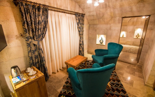 Caldera Hotel
