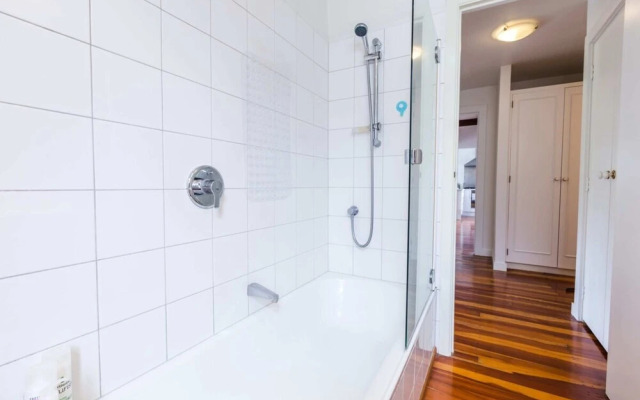 Newly Renovated 3 Bedroom Villa in Remuera