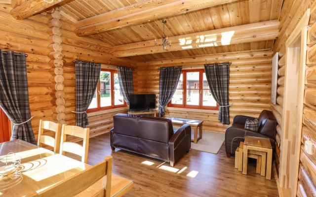 Pine Lodge