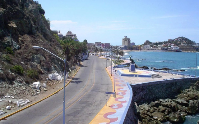 Hotel La Siesta Malecón