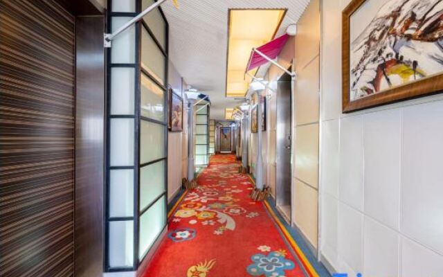 Weishang Theme Hotel