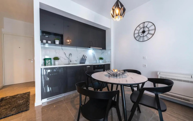 Apartments Adriatic Oasis & Marine View