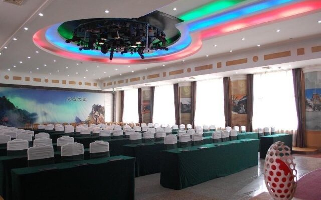 Kowloon Hotel