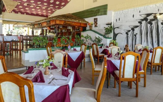 African Village Hotel