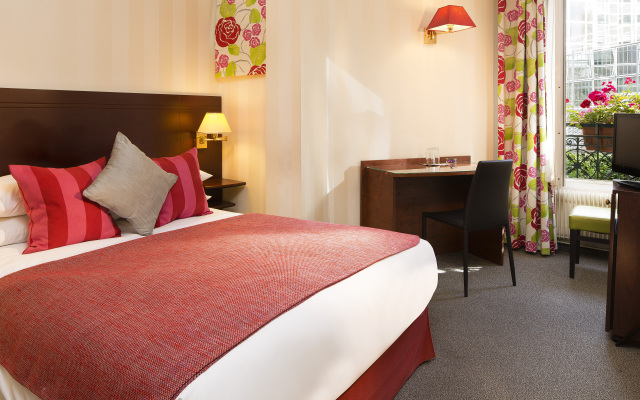 Hôtel Espace Champerret