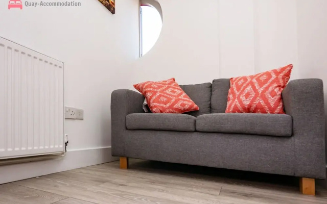 Quirky Studio Apartment