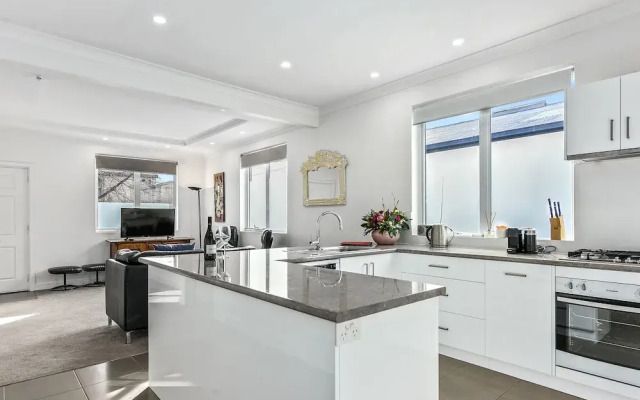 Wellington Street Cottage