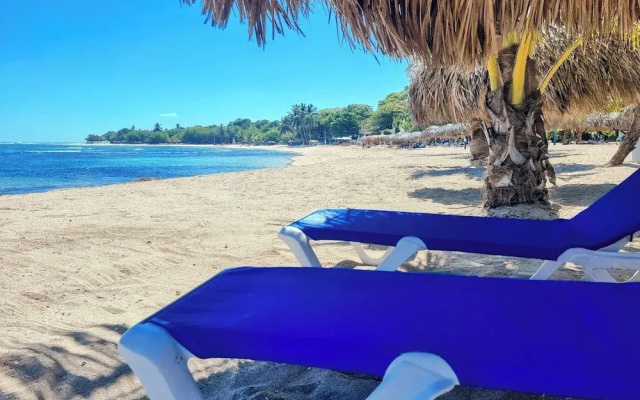 Costambar Beachside Serviced Apartment With Pool no1
