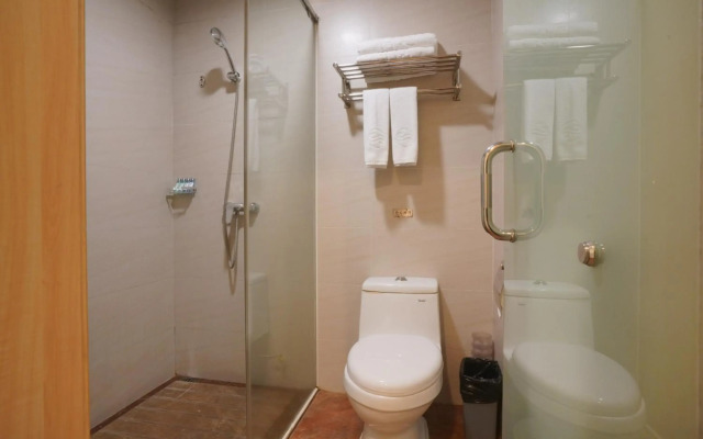 Baiyun City Hotel