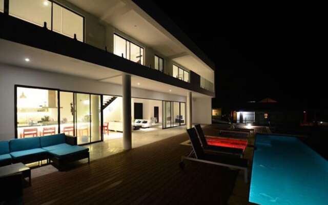 The Marion Villa
