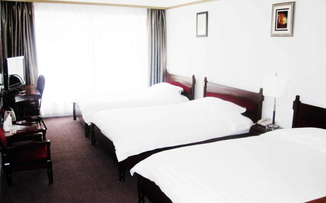 Lavy Hotel