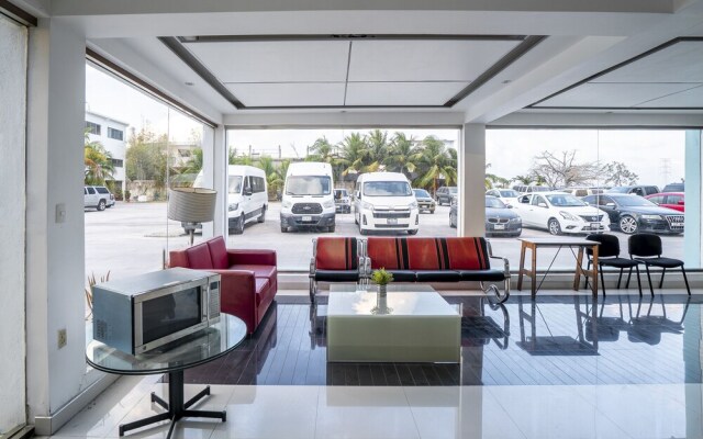 Capital O Airport 24/7