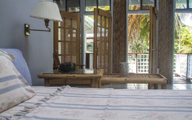 Bequia Beachfront Villa Hotel