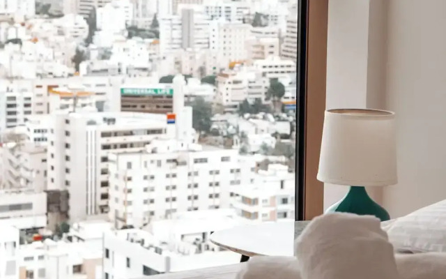 WealthyStays Skyhigh Central