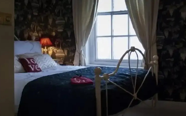 The Castle House Luxury Bed & Breakfast