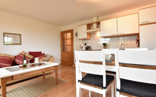 Waterfront Apartment in Stove With Balcony