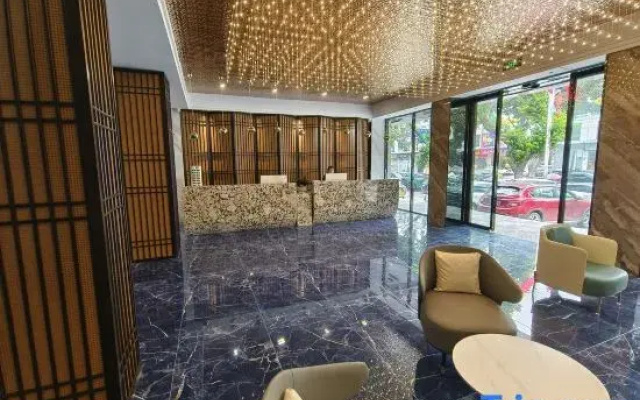 Manhao Hotel (Bao'an Wanda Plaza)
