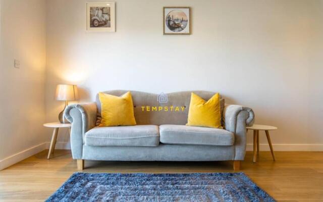 London In 15 Mins! Stylish Apartment Near Heathrow