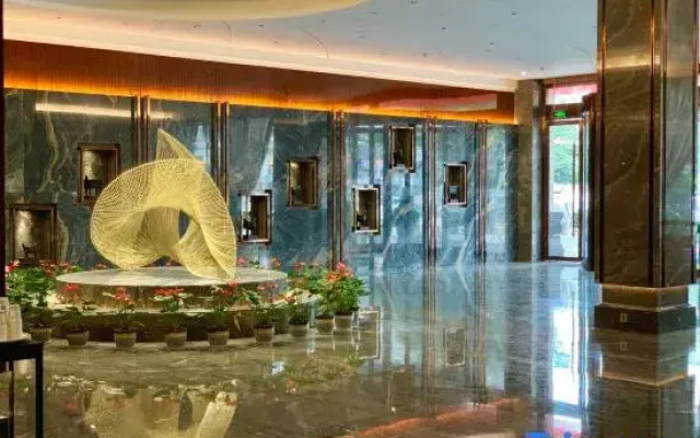 Victoria Harbour Joy Hotel