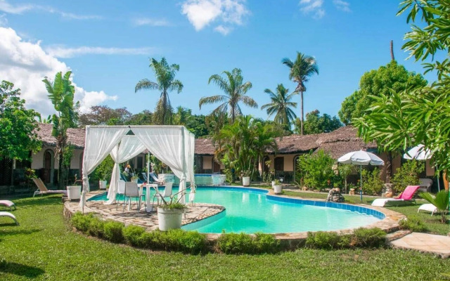 Madiro Hotel