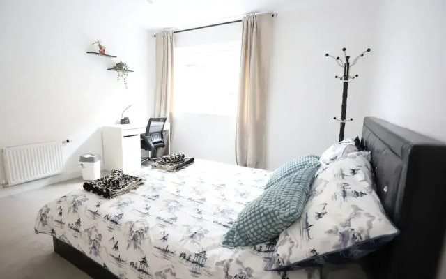 Luxury London Apartment With 5 Bedrooms