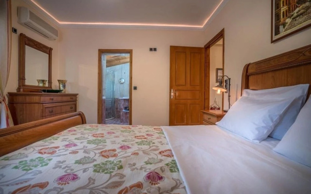 Eleonas Villa 4 Bedroom Villa With Private Pool