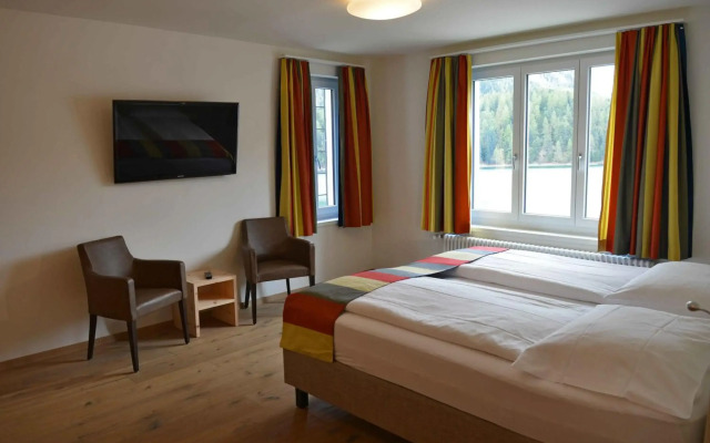 Hotel Waldhaus am See