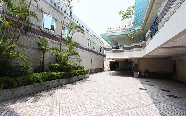 Royal Group Motel Tainan Branch