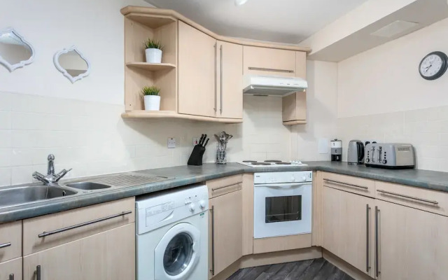Isla Retreat – Donnini Apartments