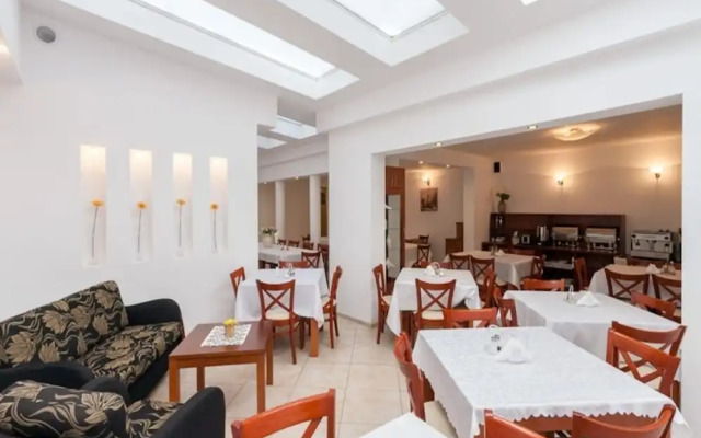 Studio Apartment in Rewal Near the Beach