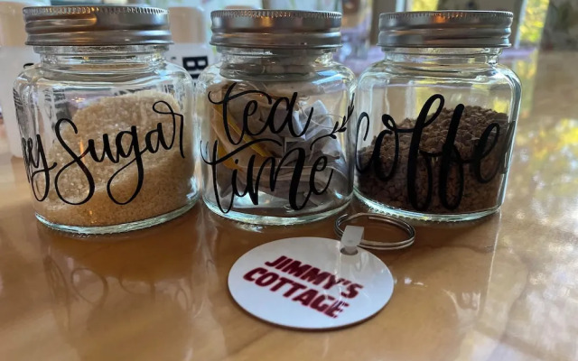 Madison House & Cottages