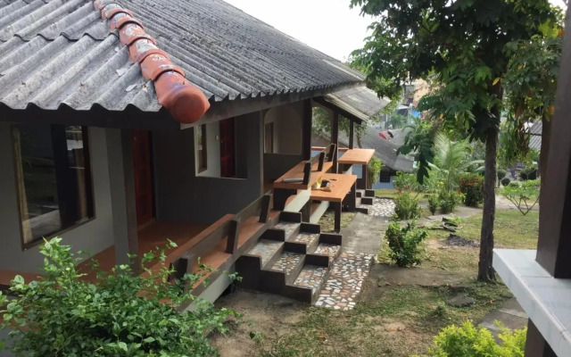 Phupha Bungalow