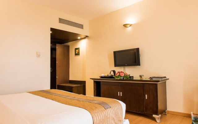 The Red Maple – Guest Rooms – Indore